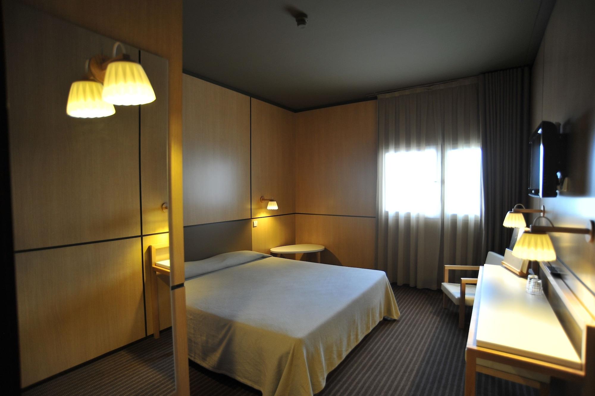 Axis Vermar Conference & Beach Hotel Повуа-ди-Варзин Экстерьер фото