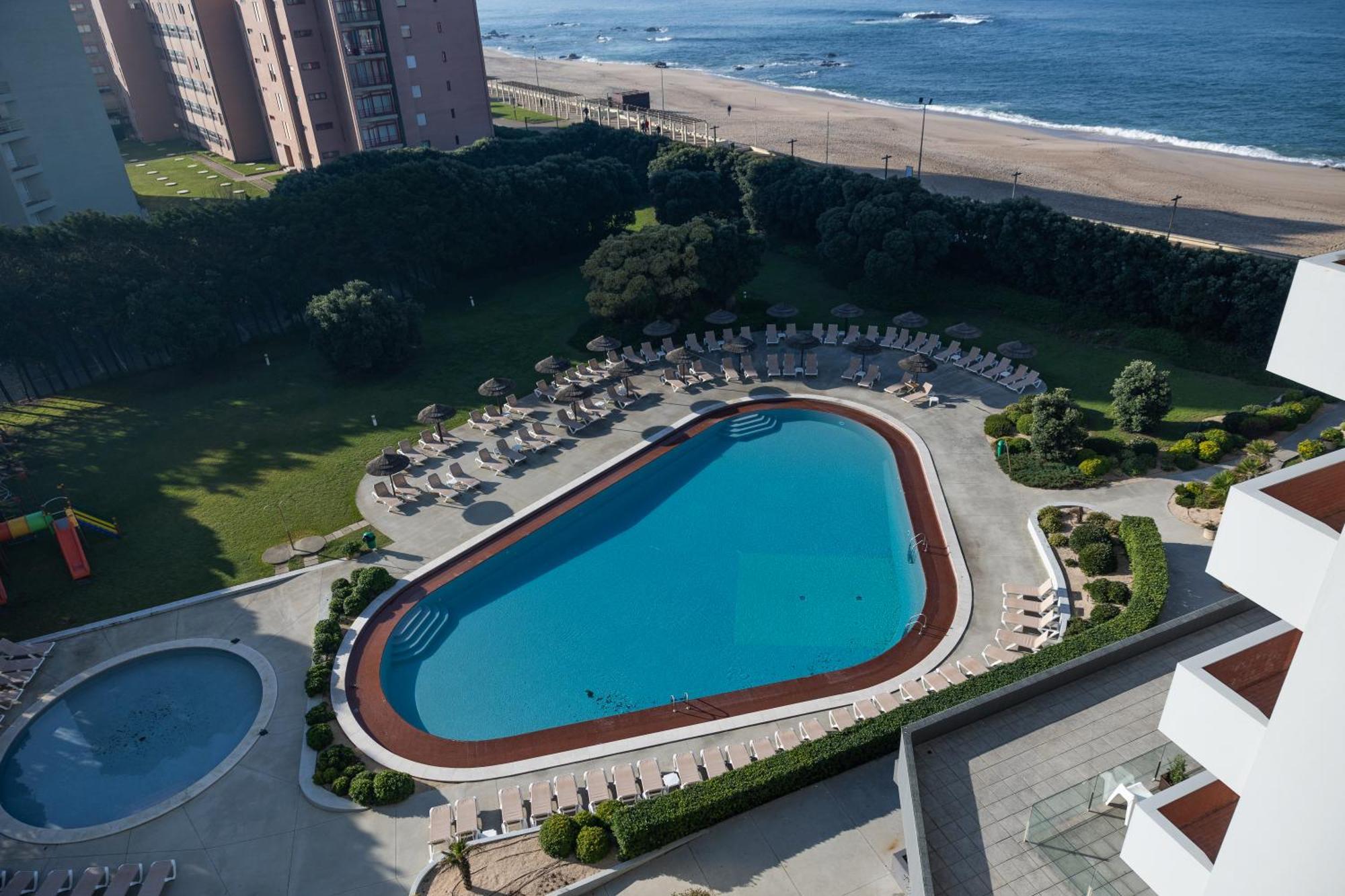 Axis Vermar Conference & Beach Hotel Повуа-ди-Варзин Экстерьер фото