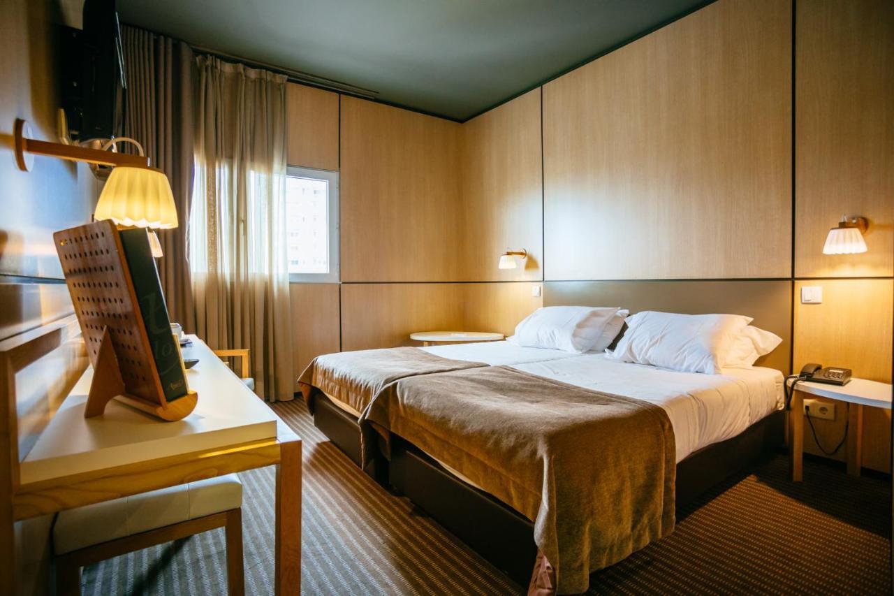 Axis Vermar Conference & Beach Hotel Повуа-ди-Варзин Экстерьер фото